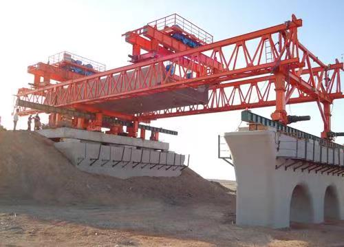 真牛架橋機(jī)、自平衡架橋機(jī)真牛